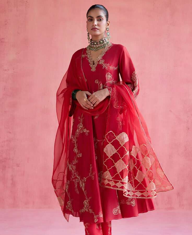 Georgette, Chiffon, Zardozi, Sequins, Crepe